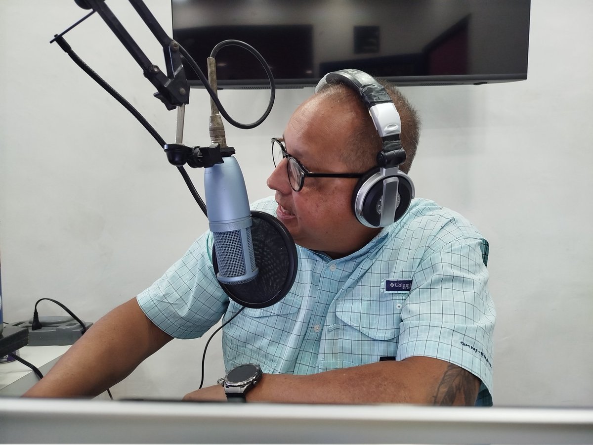 #PájaroDeLaAutopista (@nestor1ramirez) on Twitter photo Hoy #7Agosto en #DesdeLaCabina con el #ElPájaroDeLaAutopista por <a href="/SonikStereo1017/">SonikStereo1017</a> estamos de jueves #tbt acompañando la mejor y más interesante información de la historia y entretenimiento.
6:30 a.m. a 8:30 a.m. Hoy #7Agosto en #DesdeLaCabina con el #ElPájaroDeLaAutopista por <a href="/SonikStereo1017/">SonikStereo1017</a> estamos de jueves #tbt acompañando la mejor y más interesante información de la historia y entretenimiento.
6:30 a.m. a 8:30 a.m.