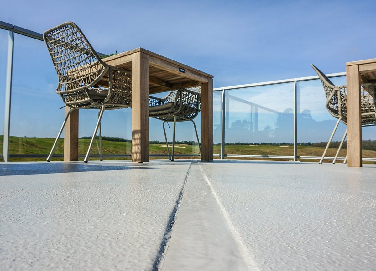 Perfecte afwerking voor balkon of galerij? ✅
Triflex biedt waterdichte, antislip én stijlvolle systemen die jarenlang meegaan.
Of het nu gaat om nieuwbouw of renovatie, wij zorgen voor comfort, veiligheid &amp; esthetiek. 💪
👉 triflex.nl/balkons-galeri…