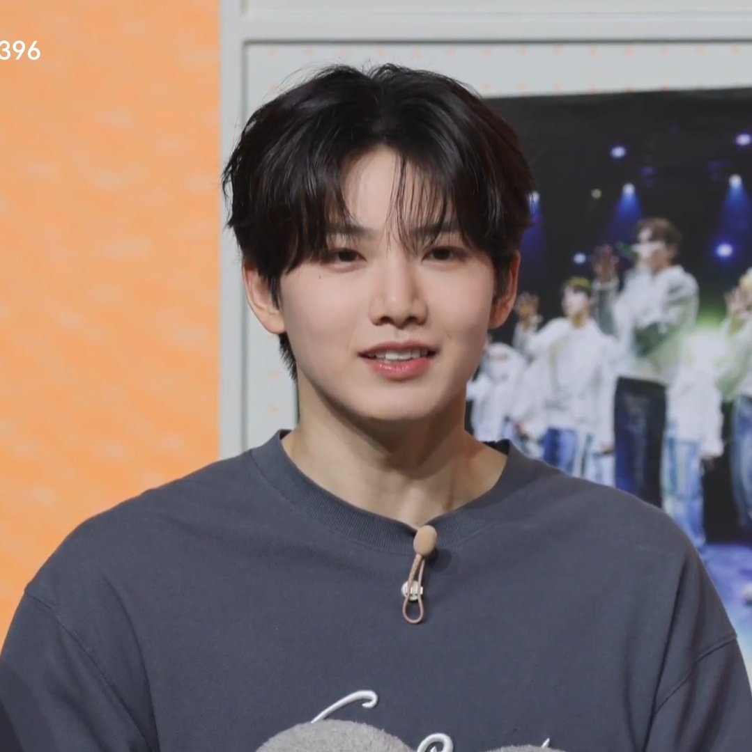 forjunkyu_09's tweet photo. JUNKYU IS SO FRESH AND HANDSOME OMFG 😍

#JUNKYU #준규 #ジュンギュ https://t.co/xi6bf55T9E
