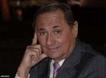 AntonioUbilla1's tweet photo. 7 agosto 1942 nace en Guayaquil el Dr Marcos Hidalgo Andrade, conocido como "Piquito", un referente del periodismo deportivo escrito, radial y en televisión, tuve el honor de ser su compañero de programa y siempre tuve hacia él un gran aprecio-  #GrandesPeriodistas https://t.co/CUrmJyTSiu