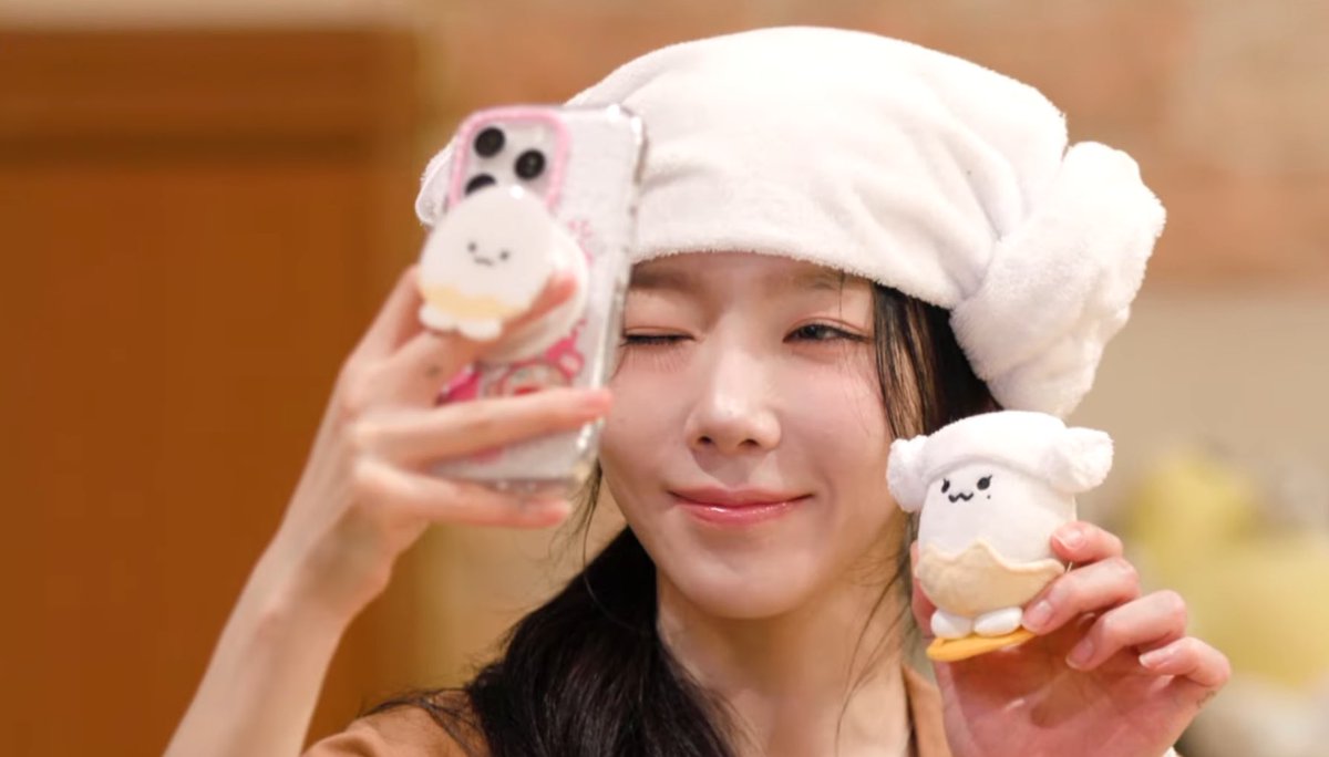 taeyeonfile's tweet photo. :¨ ·.· ¨:
`· .   💜 ⊹ ‧₊˚ https://t.co/C5cicuX7gK