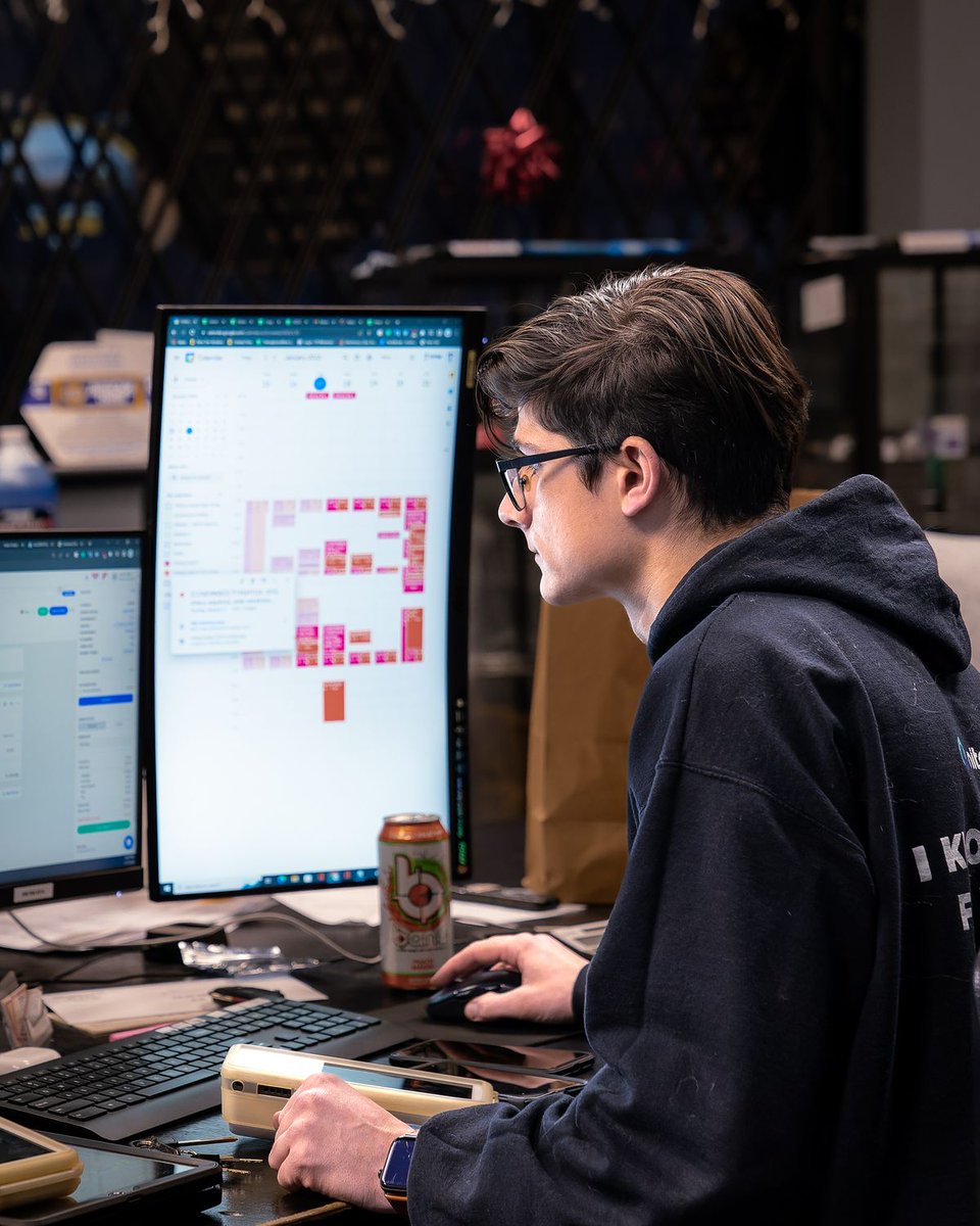 Forget about ChatGPT, Gemini, &amp; Veo 3

This single AI can generate:
→ Videos
→ Images
→ Audio
→ Formatted Report, Proposal, blog, literally everything in PDF or Doc

It's called <a href="/ComputerXAI/">ComputerX</a> and it's wild: 👇