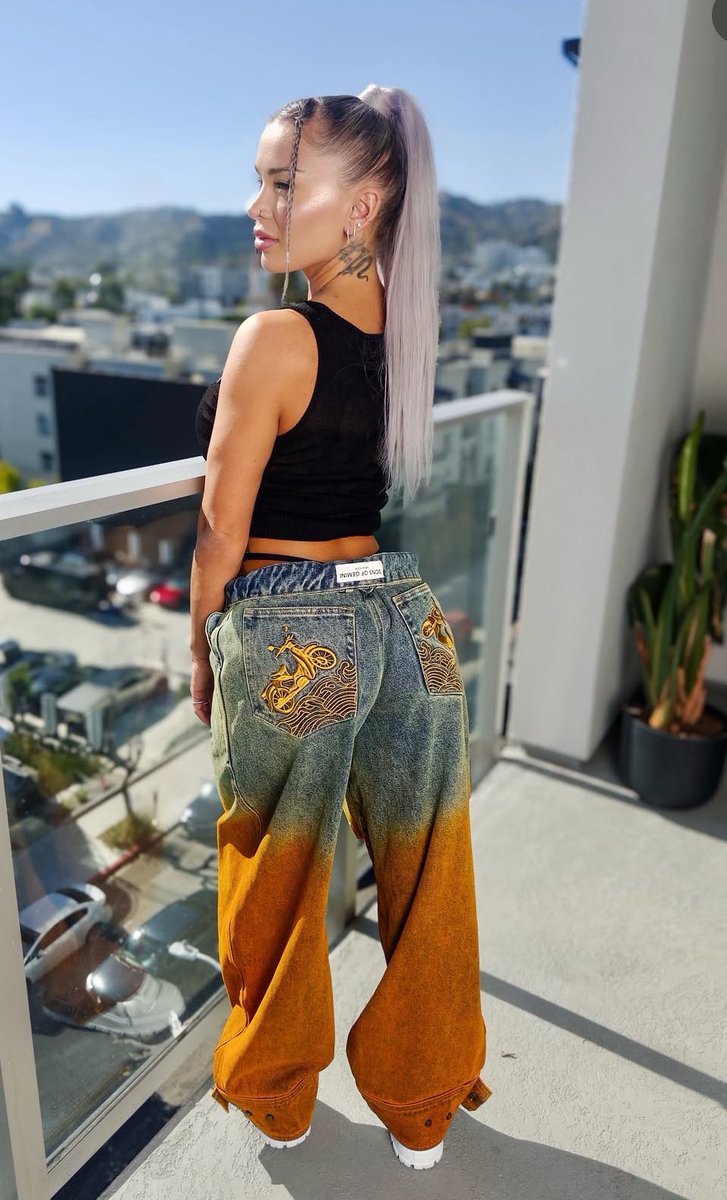 Are you as obsessed with this fit as I am? 😍