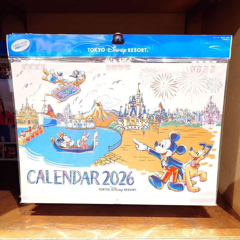 ☆kaka’s shop☆購入代行/ ディズニーリゾート 2019年 ファンマップ 手書き風デザイン クッション ☆kaka\u0027s shop☆購入代行⁄ 2019 ディズニーリゾート ニューイヤー限定