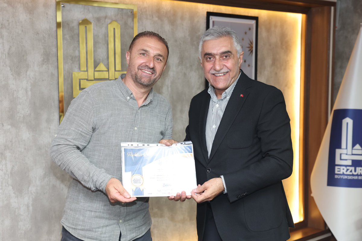 Erzurum Büyükşehir Belediyemizin ev sahipliğinde düzenlenen Erzurum Kahvaltı Festivalimiz kapsamında; İl Kültür ve Turizm Müdürlüğümüzü, İl Ticaret Müdürlüğümüzü, Ticaret ve Sanayi Odamızı, Ticaret Borsamızı, kadın kooperatiflerimizi ve esnaflarımızı belediyemizde ağırladık.