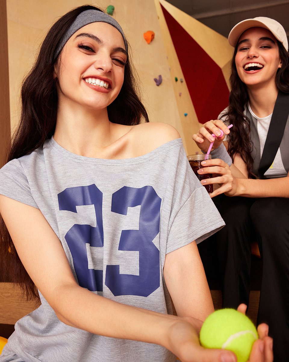 اجمع بين الذكاء والأناقة، وخلي كل يوم دراسي أو عملي بداية جديدة لأحلامك! ✨ إلبس بذكاء، واحلم بكبير.
تسوق الحين! اكتشف ستايلات النجاح في تطبيق شي إن.
لا يفوتك! 💵 كود خصم: ANND15
#شي_ان #شي_إن #الشرق_الأوسط #سعودية  
Combine intelligence and elegance, and let every academic or