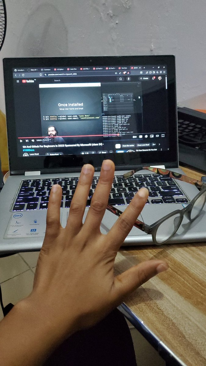 nkanmuo_vera's tweet image. In the business of consistency —layering on the knowledge 😎

Good memory refresher.

In progress #100Devs Class 24—Git and GitHub.