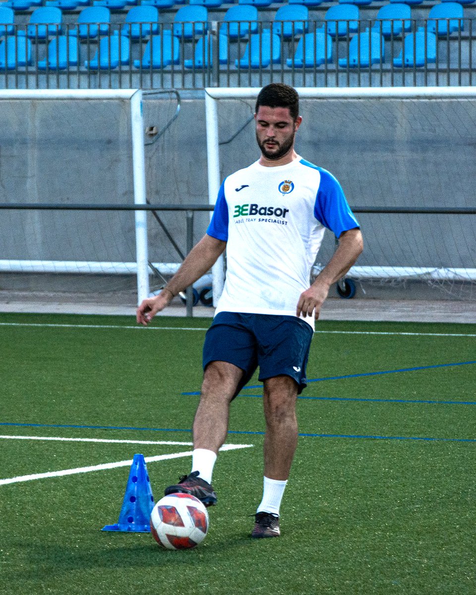 👀Mañana jugamos el primer partido de pretemporada 🆚 <a href="/UDCarcaixent/">UD.CARCAIXENT</a> (20:00h)

📍El equipo tiene muchas ganas de veros en el Guillermo Olagüe. ¡Os esperamos!🙌🏻🔥

📸 Bianca Carena 

#ToquemosElCielo | #TúNosLevantaste