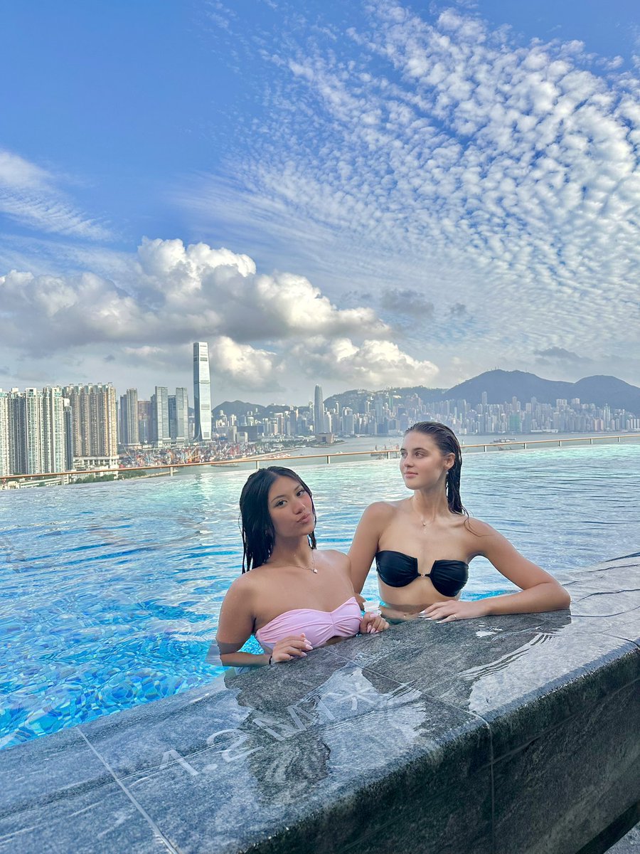 Look who we found at the pool! Crazy that this is going to be our home for the next couple months 🥹