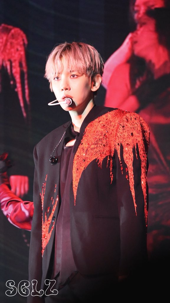BABASG495815's tweet photo. 20250803 BAEKHYUN WORLD TOUR <Reverie> in Sydney
psycho
@B_hundred_Hyun @BAEKHYUN_INB100 
#BAEKHYUN  #백현 #ベッキョン #伯贤 https://t.co/dLLlGPESaP