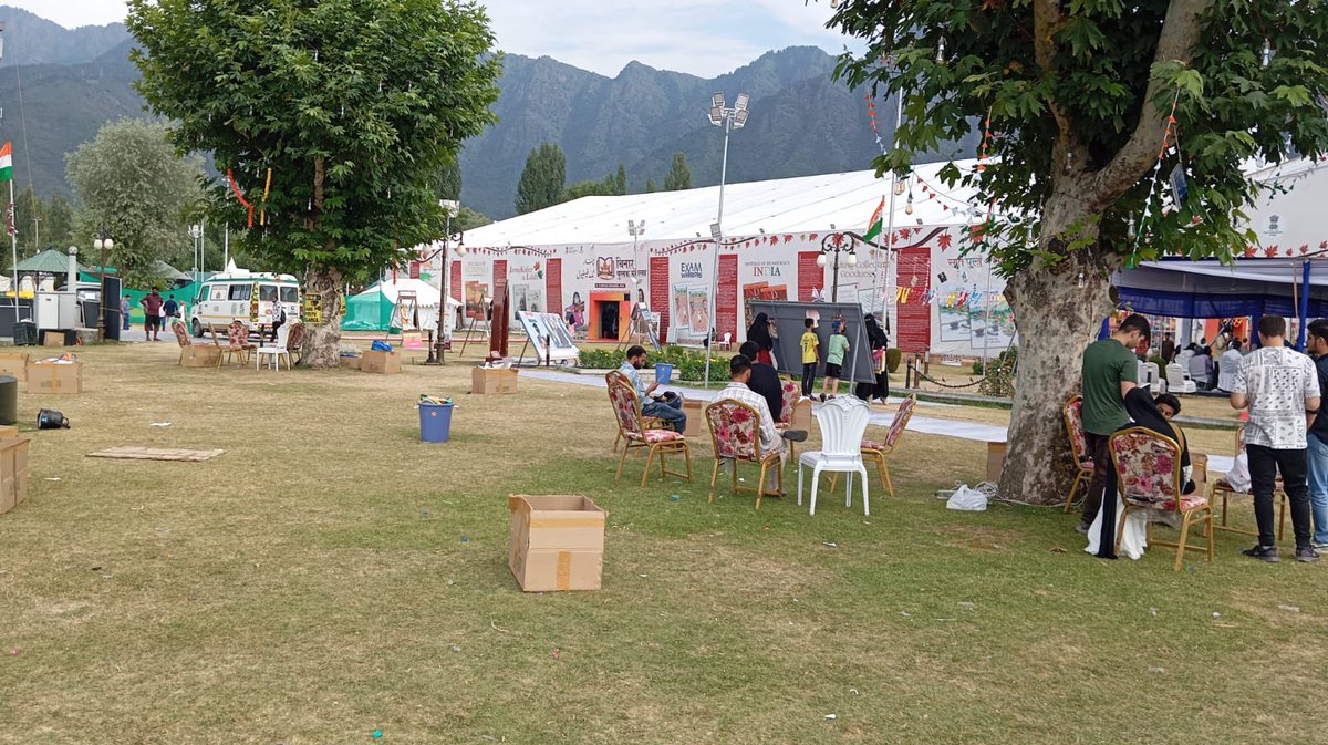 Two legends, one iconic moment. 📸
Together at the Chinar Book Festival in the heart of Kashmir - celebrating Kashmiri culture and literature.
<a href="/KachrooSunayana/">Sunayana Kachroo</a> <a href="/anil_koul1/">Anil Koul</a> <a href="/kaul_utpal/">Utpal Kaul</a> <a href="/panditaAPMCC63/">Ravinder Pandita(Save Sharda)</a> <a href="/OfficeOfLGJandK/">Office of LG J&K</a> <a href="/ajay_chowdri/">Ajay Chowdhry</a> <a href="/aajaykaul/">Ajay Kaul Saraswat</a> <a href="/lalitparimoo/">lalit parimoo</a> <a href="/KaulDhananjay/">Dhananjay Kaul</a>