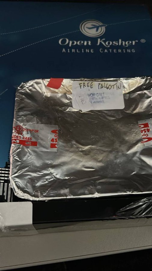 CONTROVERSY IN THE SKIES!!

 Jewish passengers on an Iberia flight from Buenos Aires to Madrid received kosher meals labeled “Free Palestine.” The airline has apologized and launched an internal investigation.
#WashingtonEye