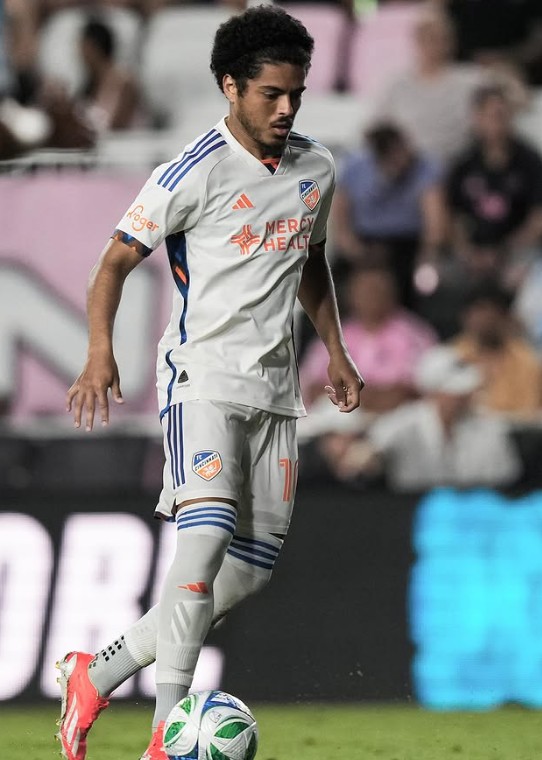 FutbolArena tweet media