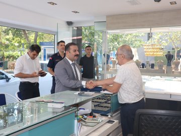 Ziyarette diğer görüntüler