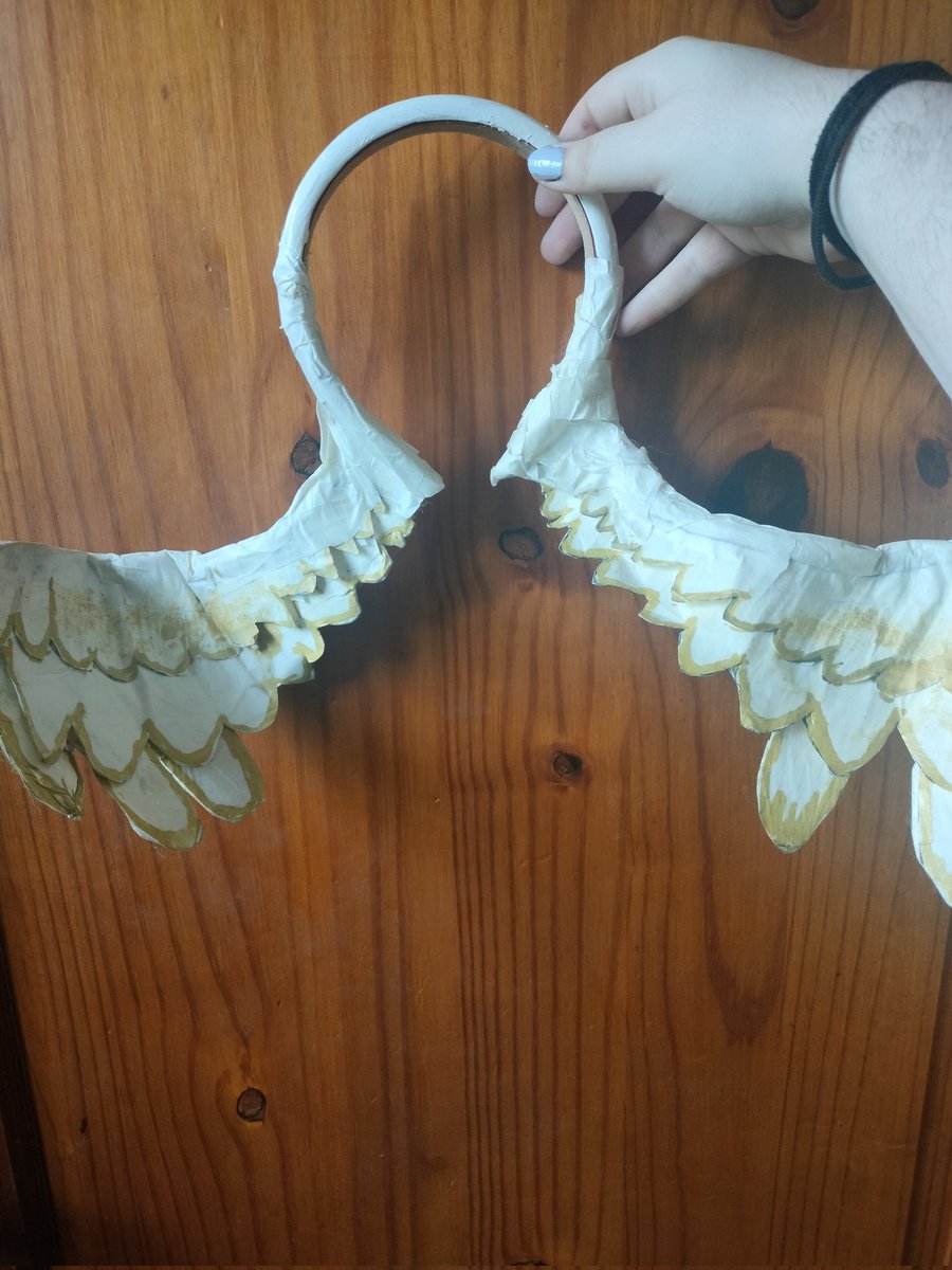 LunaClark666's tweet image. Salut salut ou bonsoir, voilà deux créations que j'ai faites, j'ai fait une cravate et un serre-tête, j'espère que ça va vous plaire
Hi, hello or good evening, here are two creations that I made, I made a tie and a headband, I hope you like them
#creation #customt