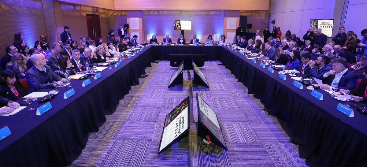 🗣️ Andrés Deyá, presidente de FAEVYT y FIT, participó de la 172° Asamblea del Consejo Federal de Turismo, compartiendo novedades sobre la próxima FIT – Feria Internacional de Turismo 

➡️ Este año será un 6% más grande en superficie total respecto al 2024 💪

🌎 Un evento que