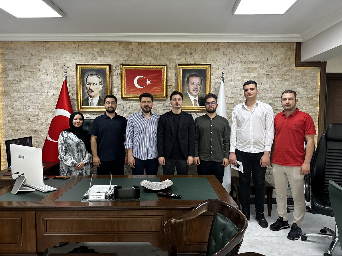 2. Bölge Başkanımız Burak Çebi ve 2. Bölge Başkan Yardımcımız Enes Vanlıoğlu ilçemizi ziyaret ederek teşkilat çalışmalarımız hakkında istişarelerde bulundular. Nazik ziyaretleri için kendilerine teşekkür ediyor, çalışmalarında başarılar diliyoruz.