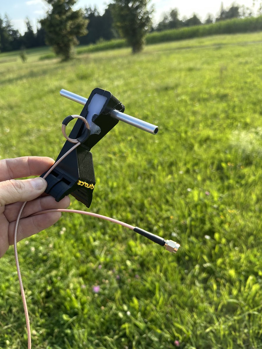 ok2zaw's tweet image. Time to play with MeshCore a little bit…
#meshcore