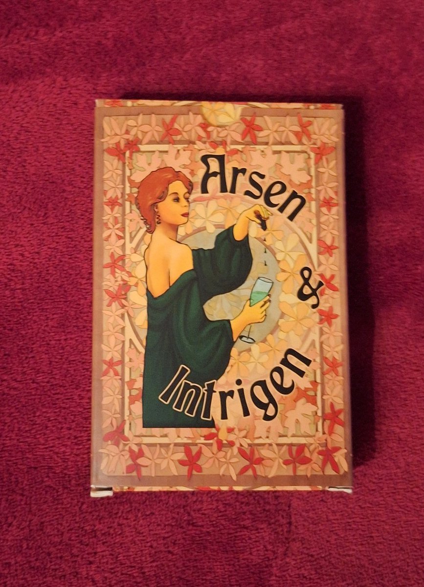 Ralf Sandfuchs (@ralfsandfuchs) on Twitter photo #NeueSachenBeiSandfox
"Arsen & Intrigen" ist ein voll improvisiertes Mini-LARP aus dem Hause <a href="/SystemMatters/">System Matters</a>.
Nur einige Charaktere, Beziehungen und Geheimnisse auf Karten, schon entsteht eine wilde Mordgeschichte am Silvesterabend.
Ausführliche Rezension bald in der #Spielerei. #NeueSachenBeiSandfox
"Arsen & Intrigen" ist ein voll improvisiertes Mini-LARP aus dem Hause <a href="/SystemMatters/">System Matters</a>.
Nur einige Charaktere, Beziehungen und Geheimnisse auf Karten, schon entsteht eine wilde Mordgeschichte am Silvesterabend.
Ausführliche Rezension bald in der #Spielerei.