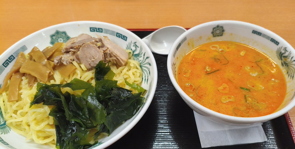 深夜の食事
最高