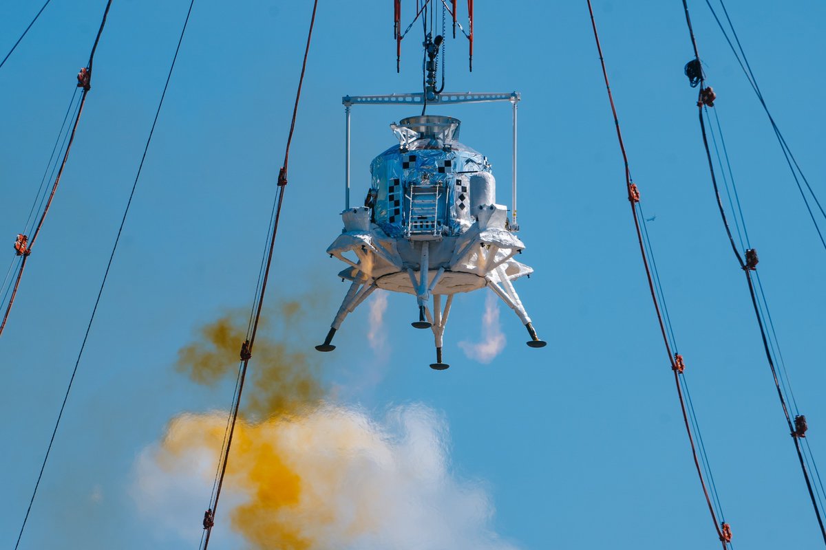 Truthful_ast's tweet image. Just under two months ago China conducted an abort system test of their manned lunar capsule named Mengzhou and now today performed a landing test of their Lanyue lunar lander.

China is taking their manned lunar program seriously.