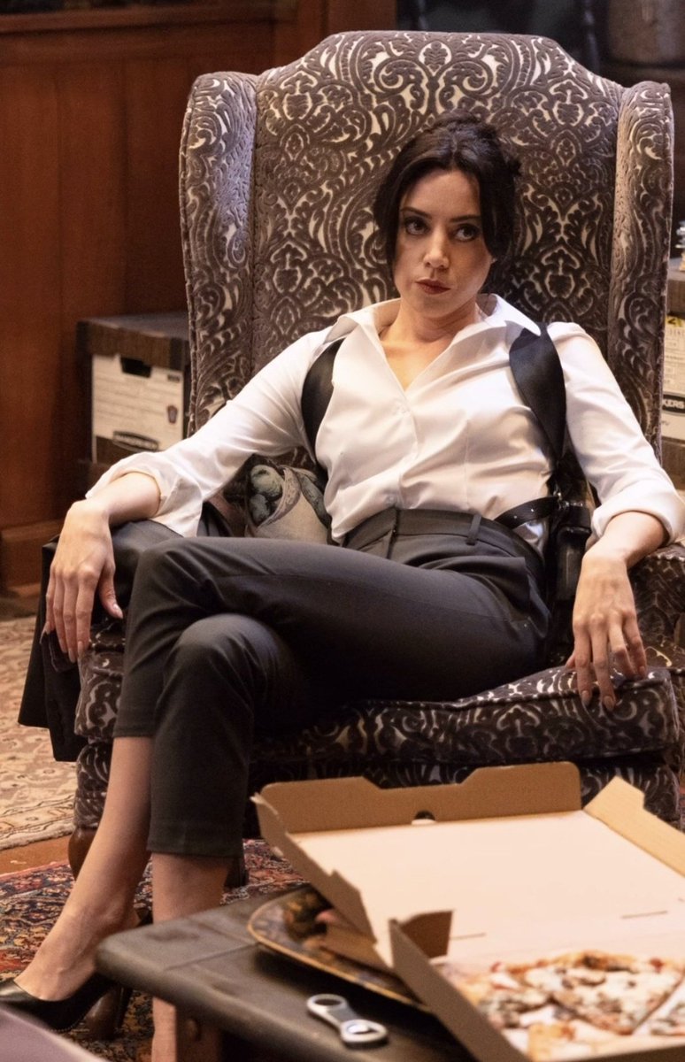 Scarlet Witch Updates (@scarletwitchupd) on Twitter photo Aubrey Plaza behind the scenes of ‘AGATHA ALL ALONG.’ Aubrey Plaza behind the scenes of ‘AGATHA ALL ALONG.’