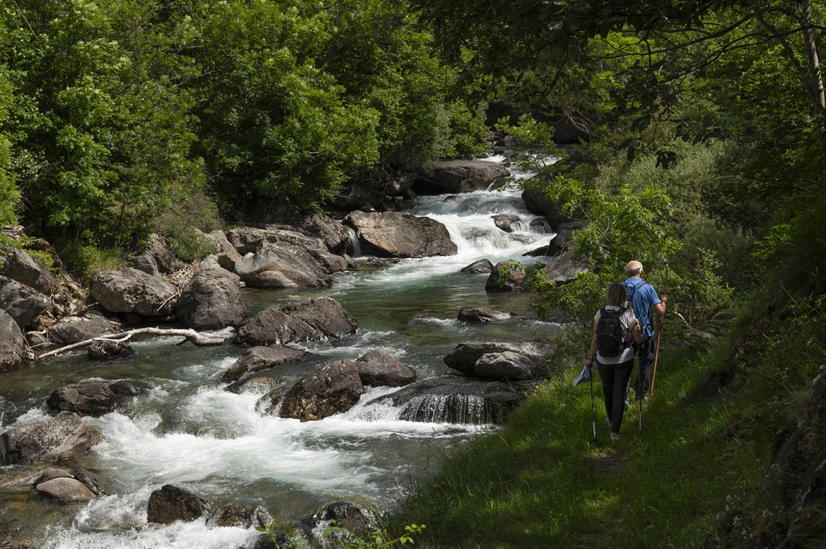 🌿 Sent els sons de la natura, respira el paisatge i deixa’t captivar per la màgia de l’alta Noguera Pallaresa, recentment certificada com a #WildRiversSite: aigües pures, lliures i salvatges que cal preservar.