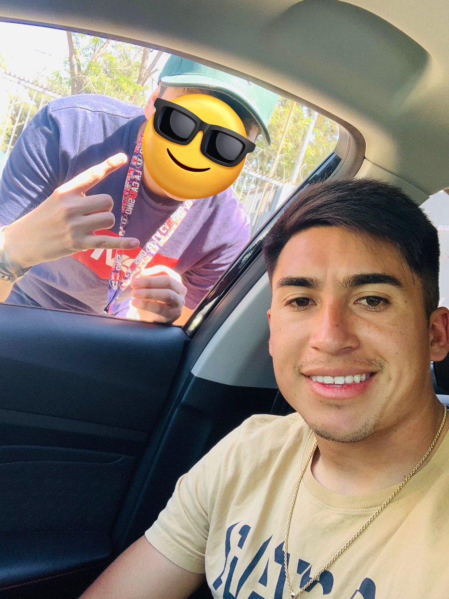 Todo el éxito para el chupa teta de la gente 💙