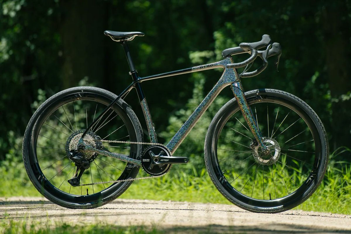 Otso Cycles Launches Two New Special Edition Waheela C Gravel Bike Framesets bikerumor.com/otso-cycles-sp…