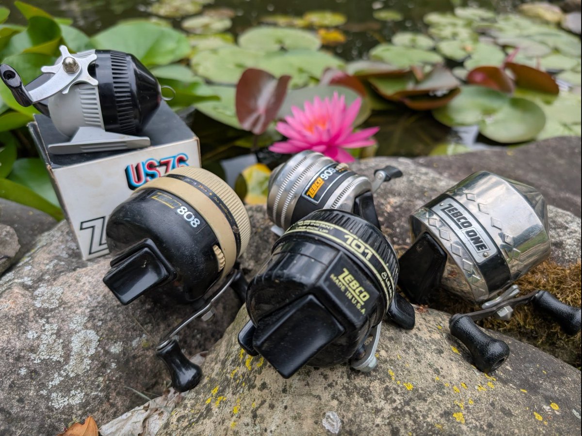 ZebcoFishing's tweet photo. These reels didn't just catch fish, they started fishing journeys! 🌅

Who remembers fishing with one of these? 🎣

📸: Daniel Fisk
#ZebcoFishing #Zebco #ClassicZebco #VintageZebco #TBT #GetOutdoors https://t.co/vSLKyTlTgq