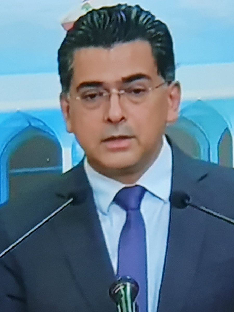 ضمانات أميركية و فرنسية وكأنو باللجنة الخماسية ما كانو موجودين...!!!؟؟؟
وقمح بدّك تاكلي يا حنّة.....
عندما يُسلّم السّلاح، ستضع إسرائيل يدها على الأنهر الثلاث ومنابعها
وستحقق حلمها
الرؤية فاشلة والبصيرة معطّلة
والشيعة؟؟؟؟؟؟