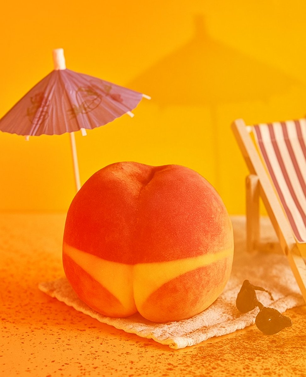 Cheeky 🍑 behavior only. SPF 100 couldn’t save Ms. Peach from this burn 😮‍💨☀️🔥