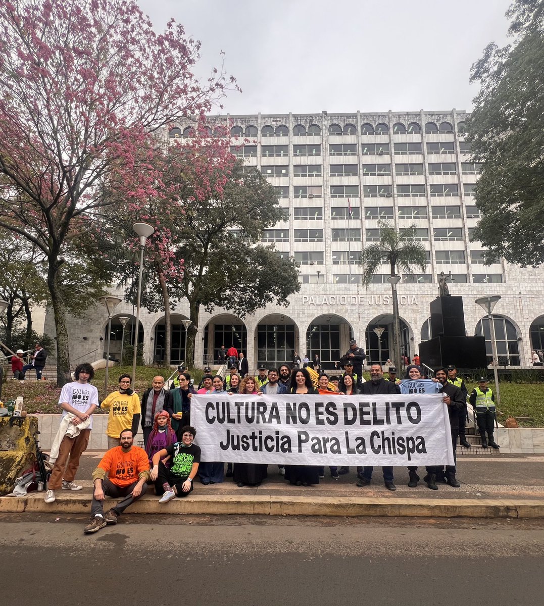 Milena (@coraltles) on Twitter photo Hoy inició el juicio oral y público contra <a href="/LaChispaCultura/">Centro Cultural La Chispa 🔥</a>, donde se está siendo judicializado nuestro compañero <a href="/elcuaji/">Sebastian Coronel</a> ❤️🔥 creemos que será justicia porque #CulturaNoEsDelito. Creemos en nuestros argumentos y vamos a ir hasta las últimas instancias 🔥 Hoy inició el juicio oral y público contra <a href="/LaChispaCultura/">Centro Cultural La Chispa 🔥</a>, donde se está siendo judicializado nuestro compañero <a href="/elcuaji/">Sebastian Coronel</a> ❤️🔥 creemos que será justicia porque #CulturaNoEsDelito. Creemos en nuestros argumentos y vamos a ir hasta las últimas instancias 🔥