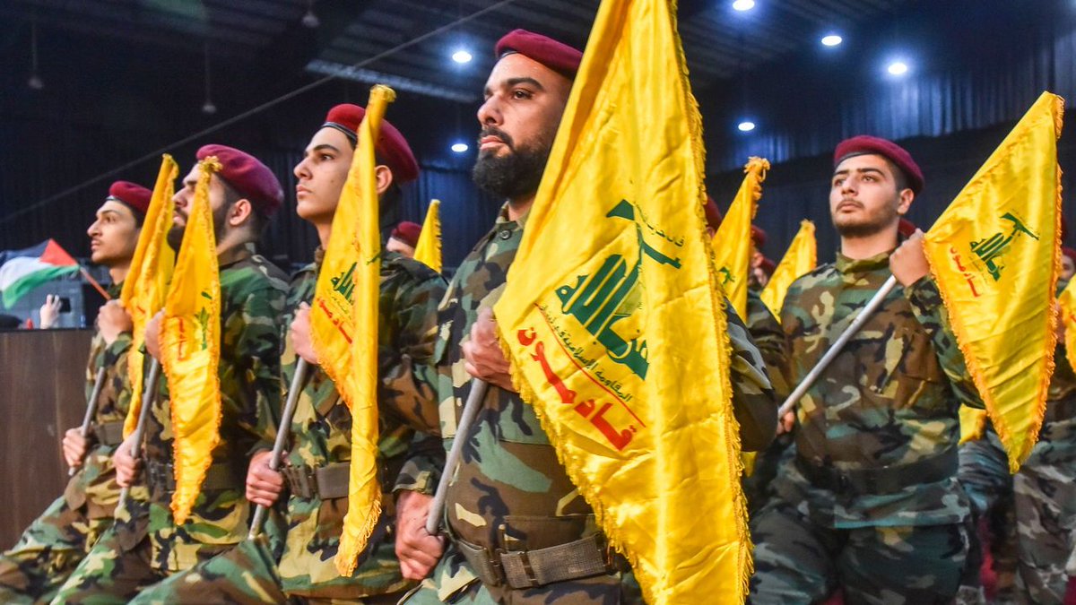 BREAKING 

🇱🇧 The Lebanese government approved US plan to disarm Hezbollah

This is likely to plunge Lebanon into civil war.

Hezbollah had already announced that this would not happen