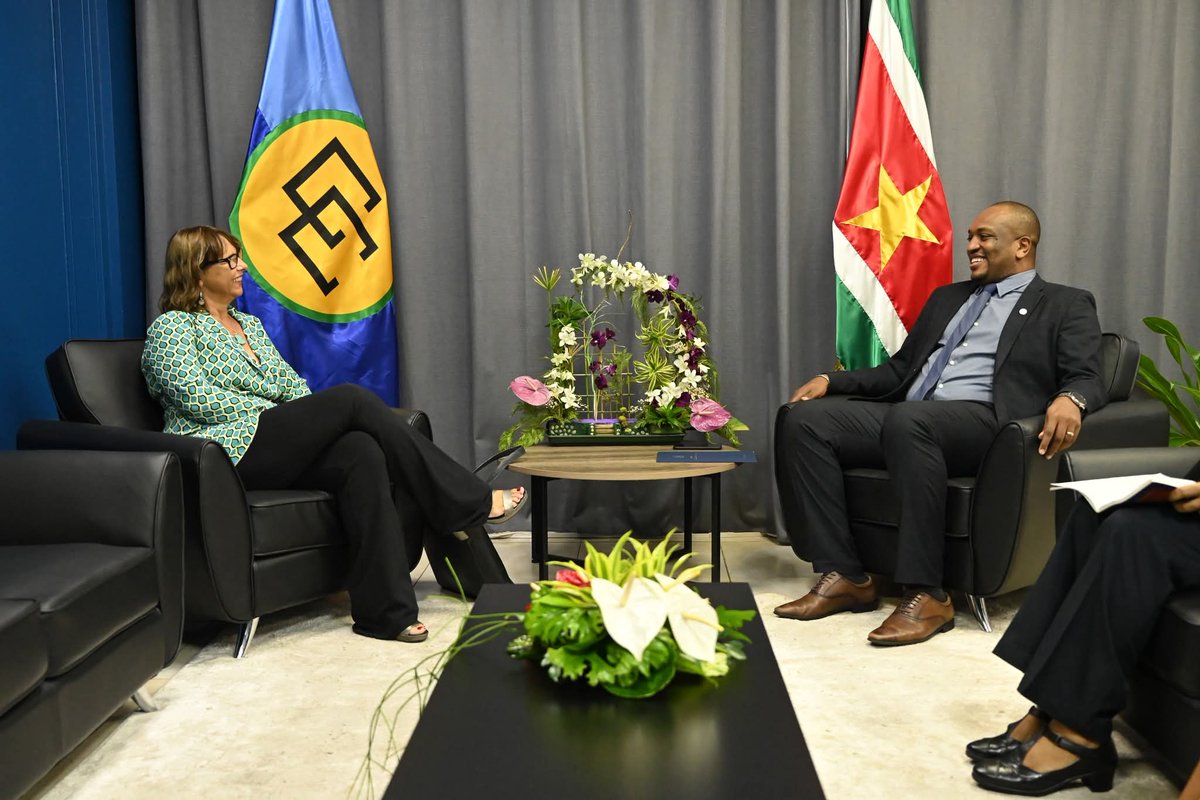 On Thursday, August 7, 2025, Minister Bouva received the Country Director of the World Wildlife Fund (WWF), Johanna Langbroek for a courtesy visit.