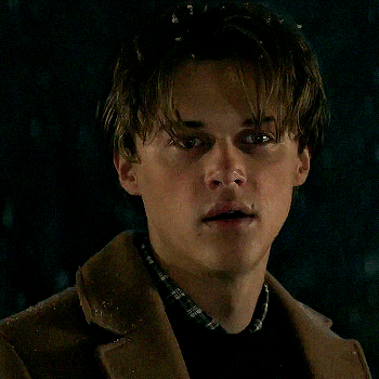 lovely_sloth's tweet photo. ща бы пообсуждать с кем-нибудь TSITP, а не вот это вот все 
#teamconrad obviously https://t.co/qx2IODPnEY