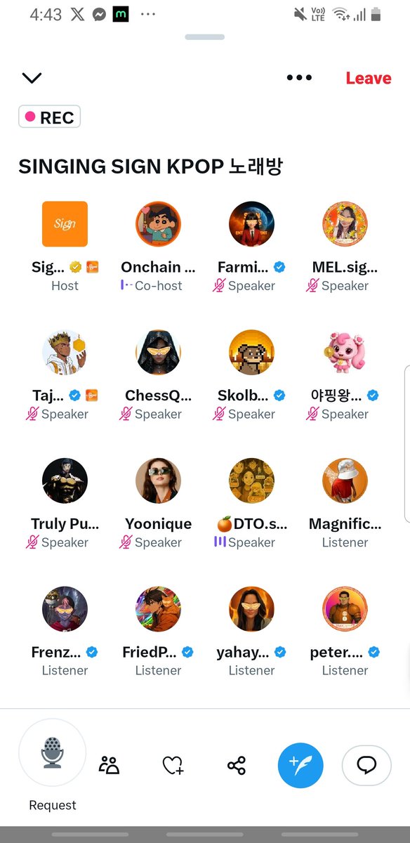 Come here guys! SINGING SIGN KPOP! The vibes is hereee