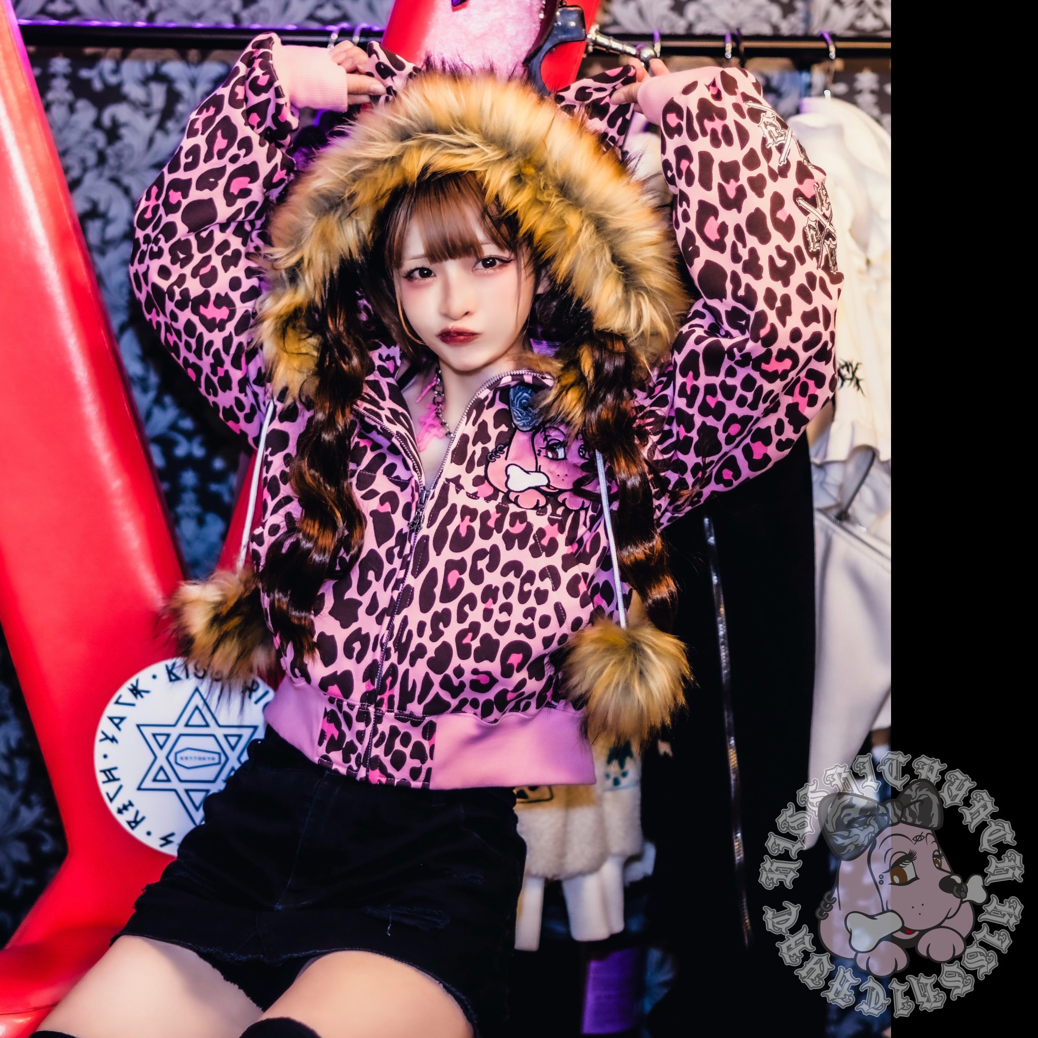 KRY ケモ耳フードBIGファーパーカー ピンク ヒョウ柄 豹柄 KRY ケモ耳フードBIGファーパーカー ピンク ヒョウ柄 豹柄 トップス