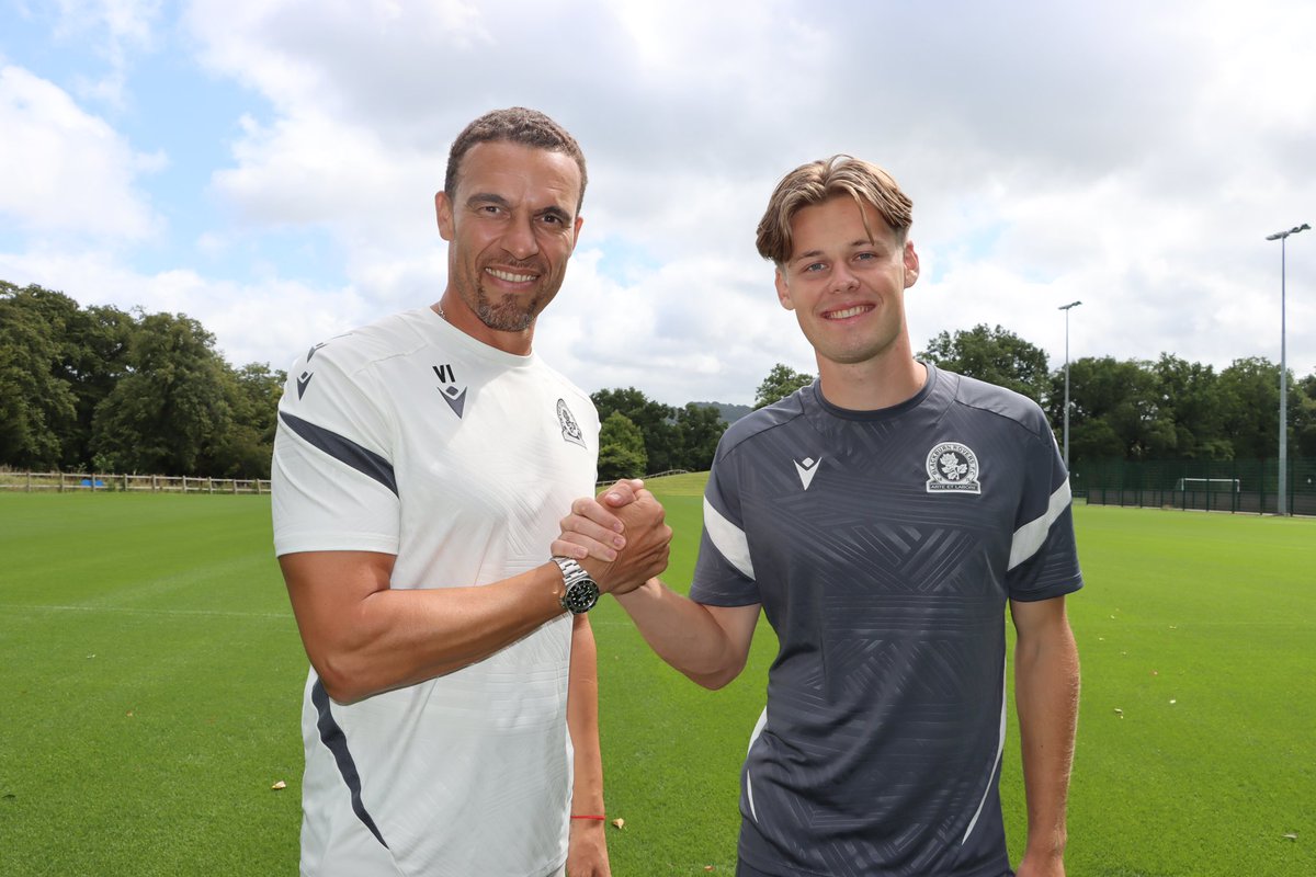 Axel Henriksson tweet media