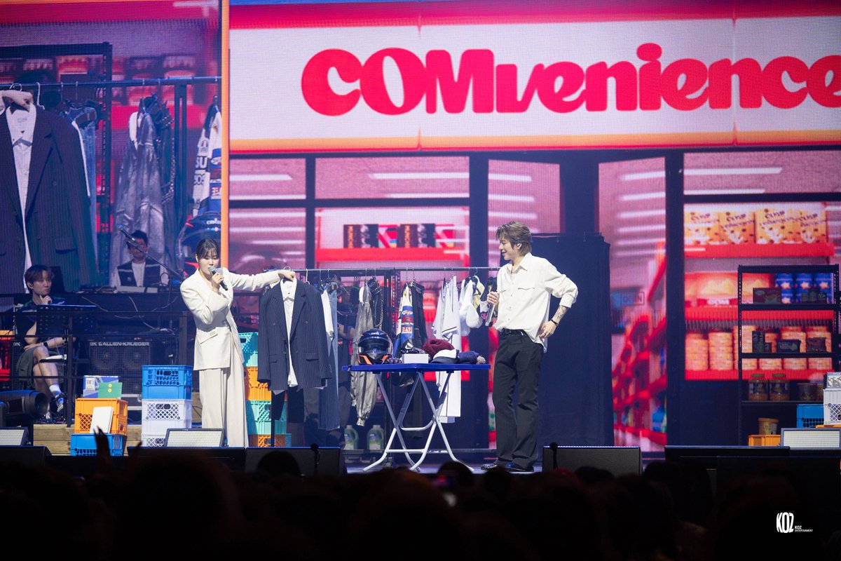 ZICO FANMEETING <COMvenience> DAY1 Stage Cuts

#ZICO #지코 #ZICO_COMvenience