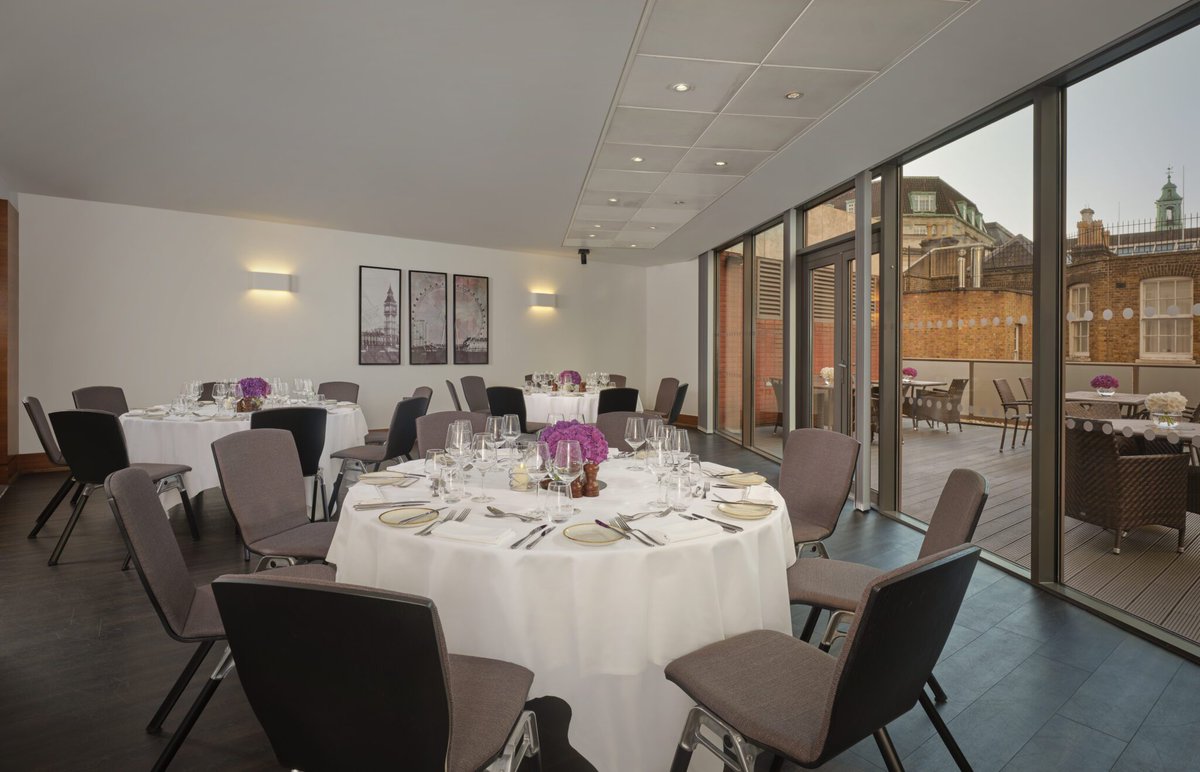 🌟 Venue of the Week 🌟
Skyline views, stylish spaces &amp; standout service –
📍  Plaza County Hall London is your go-to South Bank venue.
✅ AIM Gold accredited
✅ Penthouse apartments
✅ Urban garden with London Eye views
Host with style 👉 bit.ly/45ANwa5 #LondonVenues