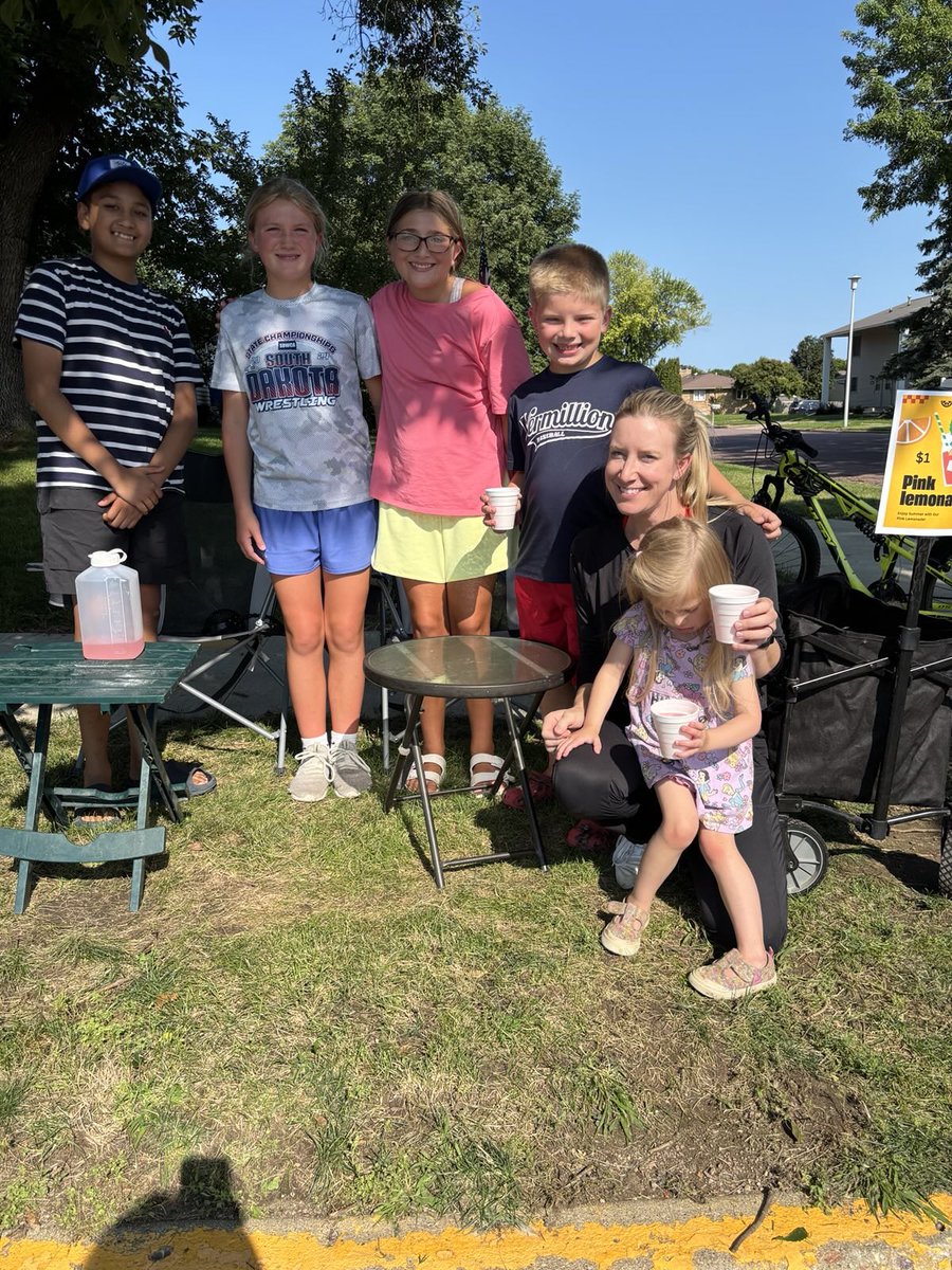 Yesterday afternoon, the kids and I were on our way home and decided to stop for some lemonade, perfect on a warm day like yesterday. It was some really good pink lemonade. Gotta hand it to those little entrepreneurs!