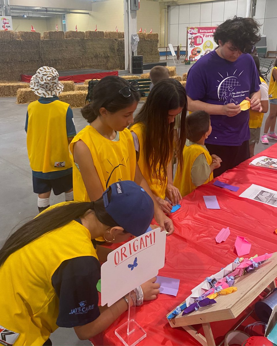 ☆ TCE Caledonia went to the CNE Farm where campers spent a day filled with laughter, creativity and memories through fun and interactive activities! 🧩🧃
#tcdsb #foy2025 #focusonyouth