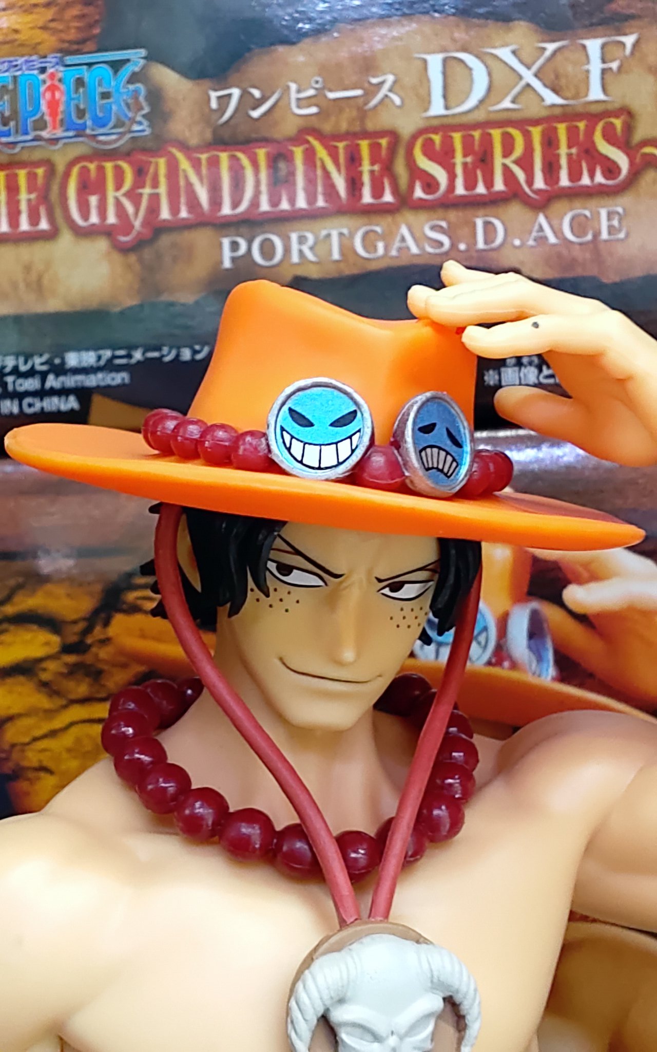 ONE PIECE - 【ぬこ丸】 Amazon.co.jp: ワンピースカードゲーム OP02-018 マルコ (R レア