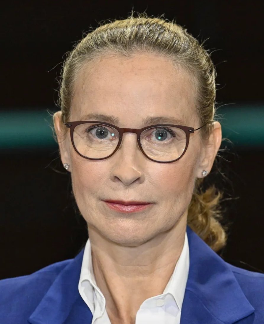 Brosius-Gersdorf zieht zurück

Es gibt sie noch, die guten Nachrichten. Bleiben wir aber wachsam, ob andere Undemokraten aufs Tapet gehoben werden, die sich durch einen Ruf nach Parteiverboten „qualifiziert” haben. tagesschau.de/inland/innenpo…