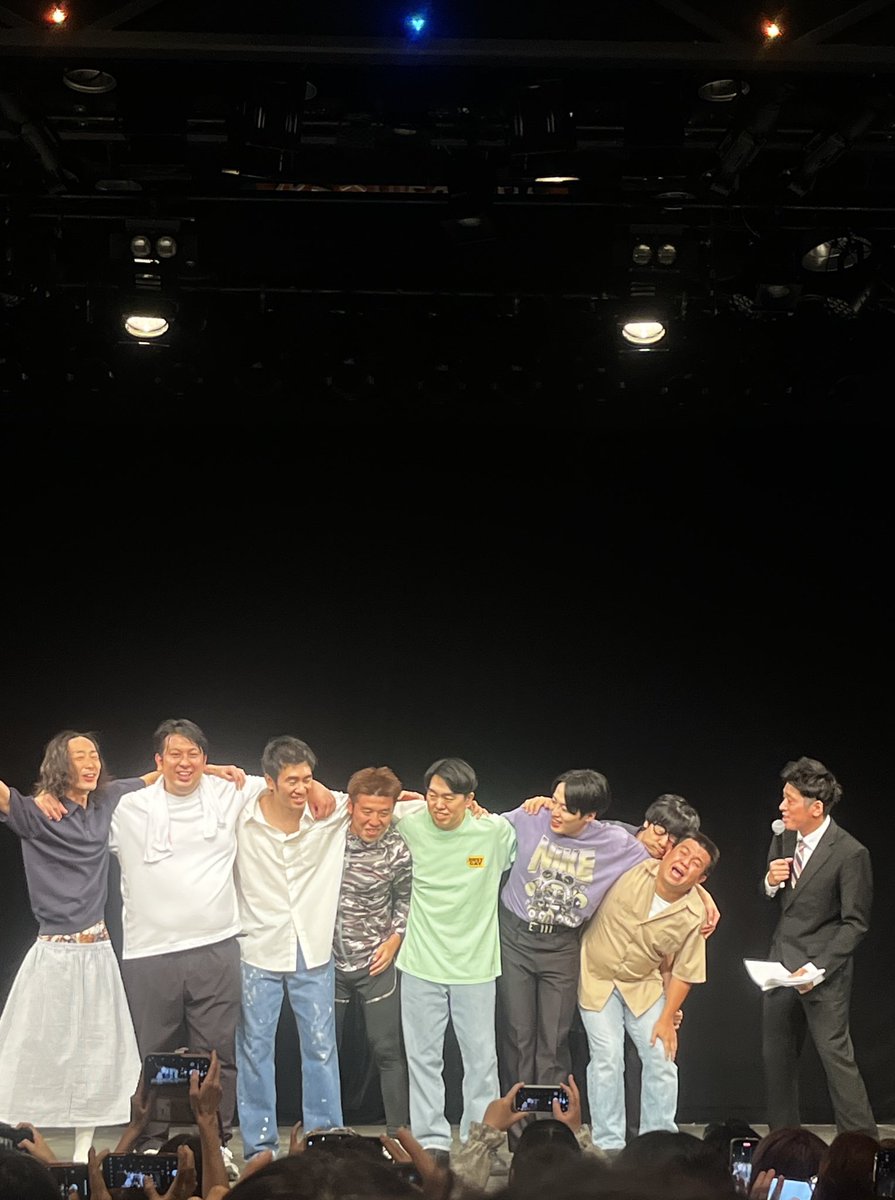 ___8182413's tweet image. 写真タイムに池ちゃんと西本さんの肩組みがみれて最大のファンサービスすぎた、、
すぐに肩組みする2人がメロすぎる( ；꒳​； )
個人的にはジャン池、池西がメロさトップ🥹
(照明で白飛びしてる🥹)

#コント純愛組 #逆襲のコントマンズ