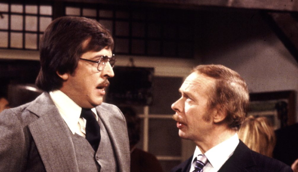 Brian Murphy's wife shares hope after death of his George and Mildred co-star.

mirror.co.uk/3am/celebrity-…