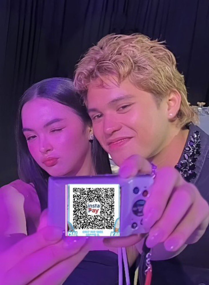 Grejiesb1719's tweet photo. Shout out sa mga kinilig. Pa scan nalang 😭😂😂 https://t.co/uFlgkoJVsX