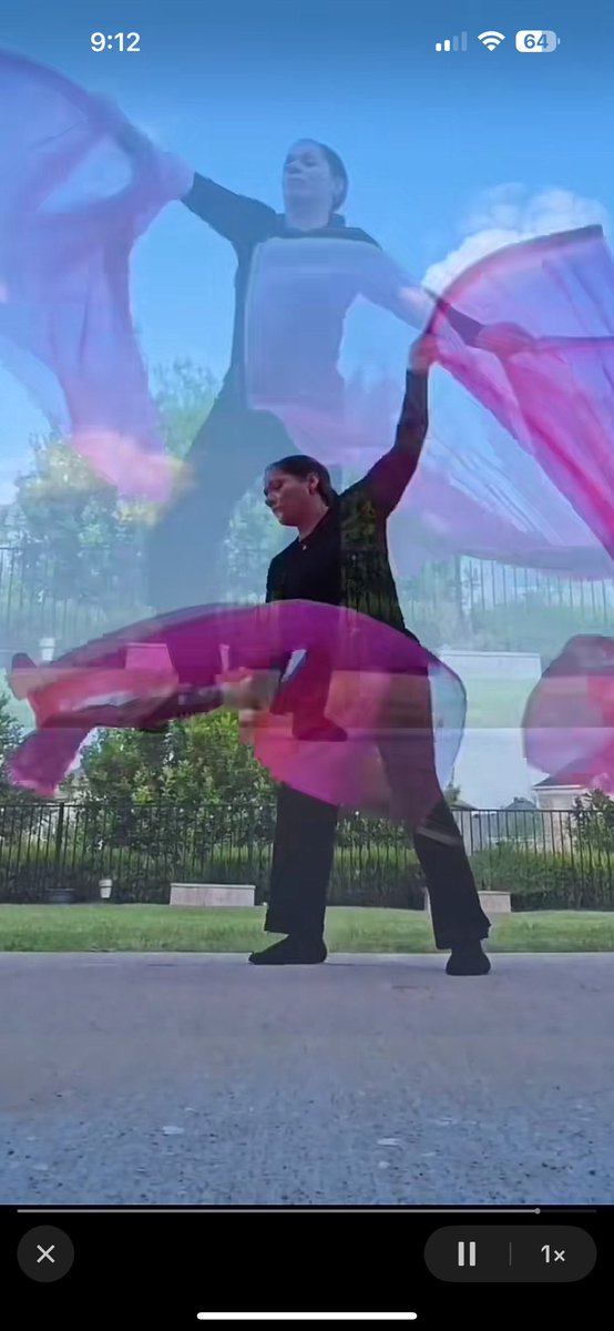 lizzy_miranda90's tweet image. Big sistaaa doing her thang 
#flagworship 
#praisedance