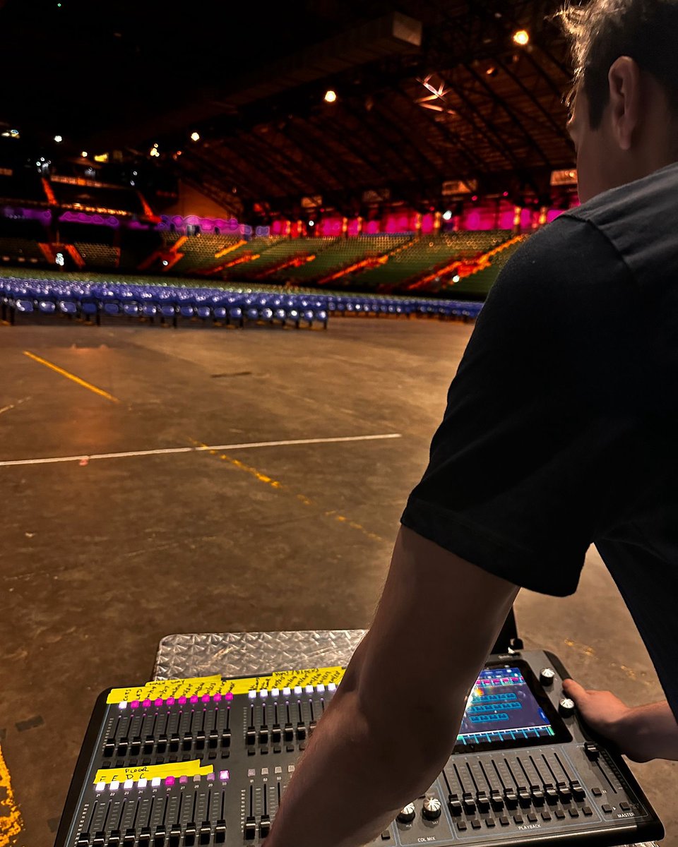 BigPurplePro's tweet image. Great to be back at one of our favourite venues this week! We’ve been hard at work installing and programming the in-house lighting system -  making it more accessible, efficient, and ready for future shows. #LightingDesign #VenueSupport #TechUpgrades